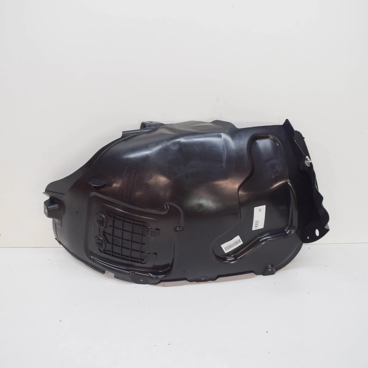 NEW MB GLC X253 FRONT RIGHT FENDER WHEEL HOUSING COVER A2536907601 