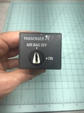 1999 2006 Yukon Sierra Suburban Tahoe Silverado Passenger Dash Switch 15036140