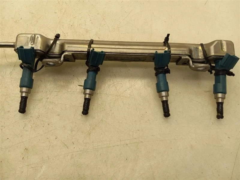 11 12 13 14 15 16 17 18 TOYOTA PRIUS INYECTOR DE COMBUSTIBLE V VIN UE Foto 3 de 4