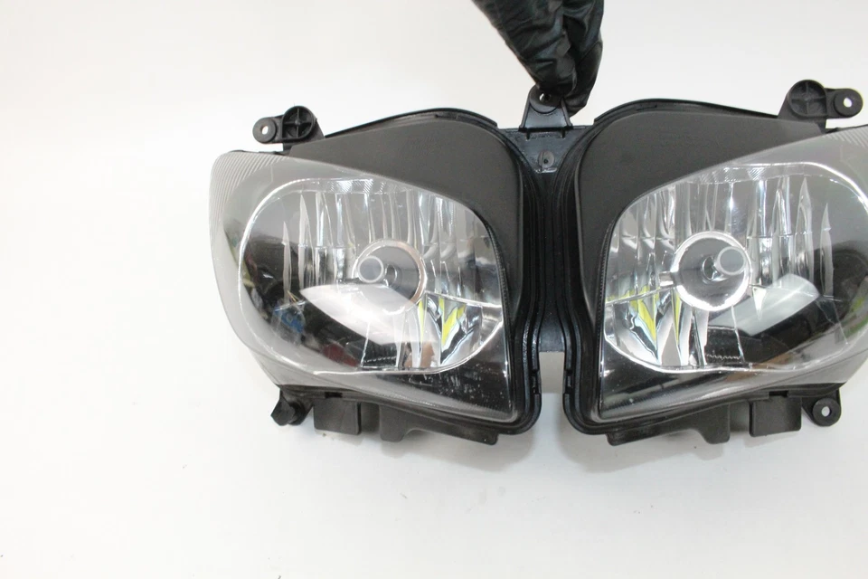 01-05 Yamaha FZ1 FZ1000 Fazer faros delanteros Foto 3 de 4