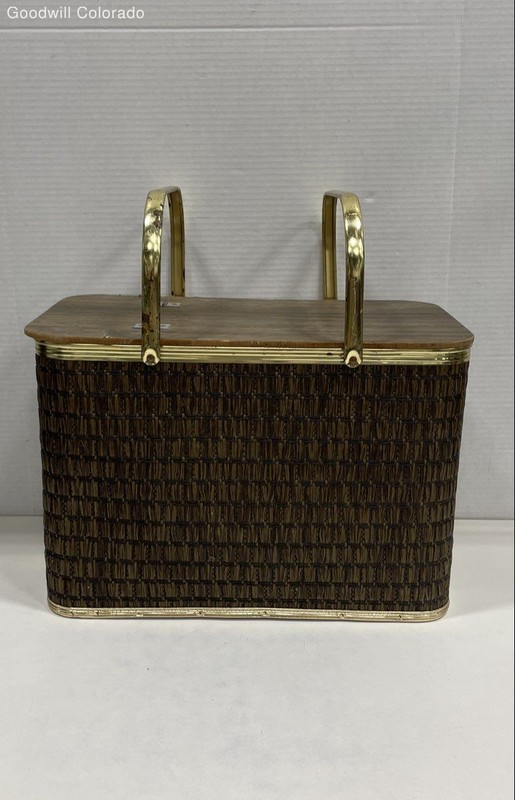 Vintage Redmon Wicker Picinic Basket