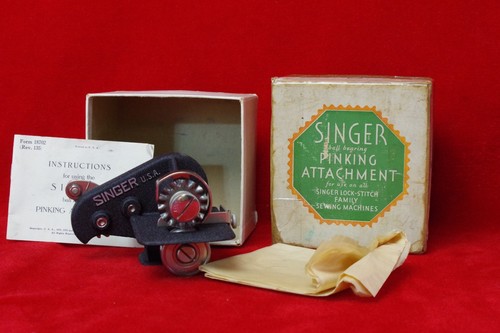 Singer Pinking Attachment ~ Fits Featherweights 221 & 222~ Vintage Original