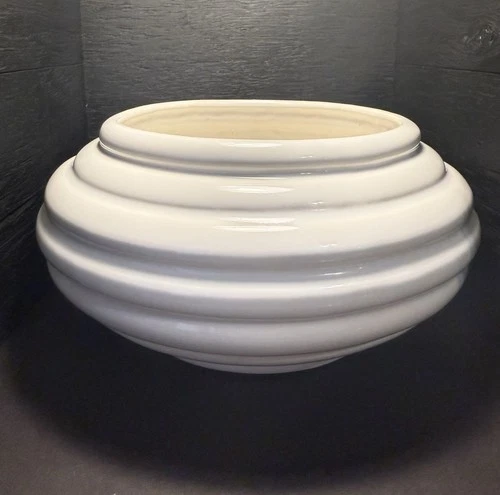 Vintage MCM Haeger Floral Beehive Swirl Vase - Glossy Soft-White - Made in USA