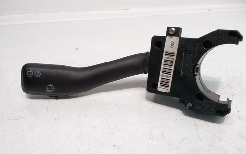 AUDI A6 4B2, C5 Wischergriff 4B0953503F 2.50 Diesel 1998 28625534
