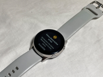 Samsung Galaxy Watch Active 40mm - SILVER (SM-R500NZDAXAR) GRADE C
