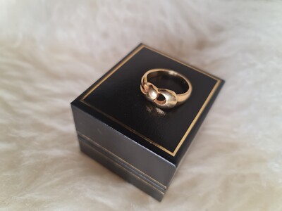 18ct Solid Yellow Gold Ring