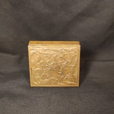 Vintage Elegant Gold Brass Tone Compact See Inside Lid Coppery Doesn't Latch