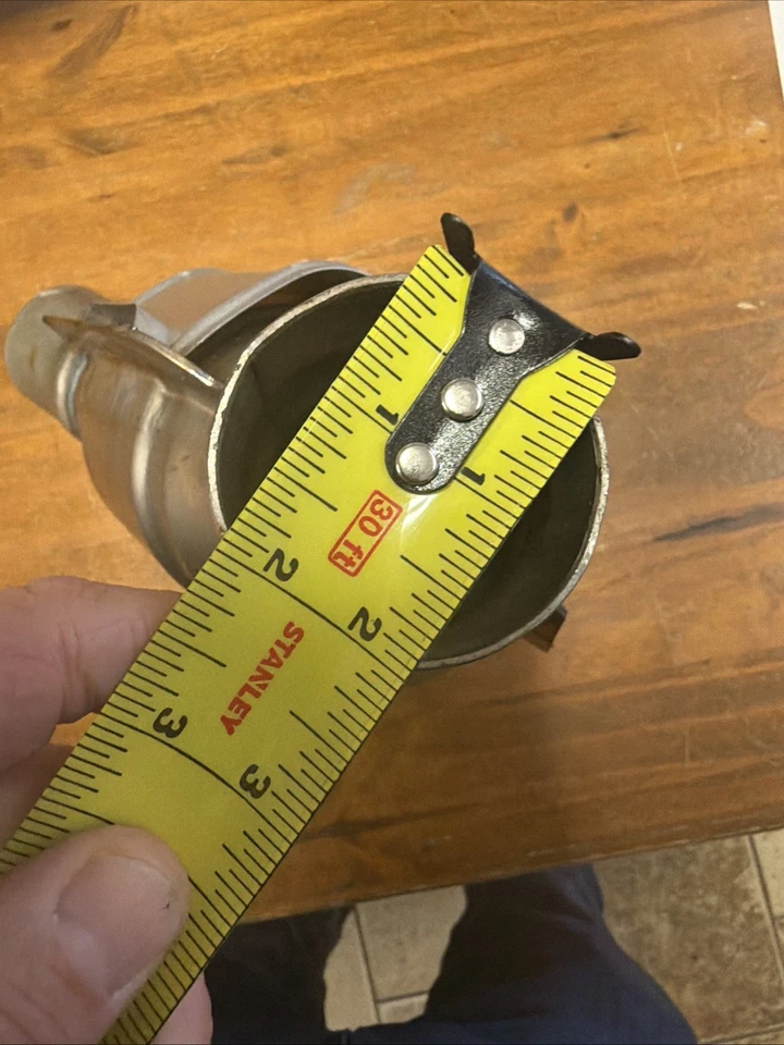 Catalytic Converter-Universal Converter Eastern Mfg 83624 - Image 4 of 4