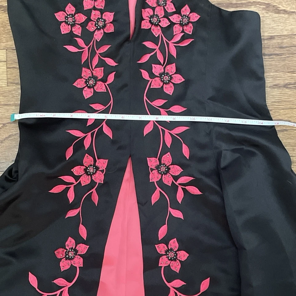 Vestido Morgan And Co Talla 9/10 Formal, Regreso a Casa, Baile de graduación Negro y Fuscha  Foto 3 de 4