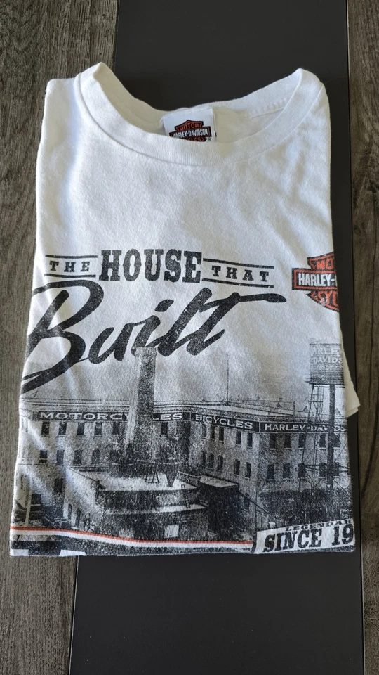 Camiseta gráfica Harley Davidson LA CASA QUE CONSTRUYÓ HARLEY Milwaukee WI. Talla XL Foto 2 de 4