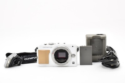 Olympus Pen Lite E-PL5 Spiegellose Digitalkamera Body Weiß mit Blitz 063