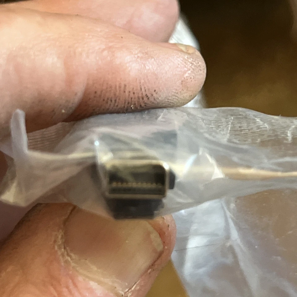 3 Dell Mini DisplayPort To DisplayPort Cable Adapter DP/N: 00FKKK - Image 4 of 4