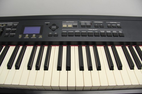 Roland RD-700SX 88 Weighted Electric Stage Piano Hammer Keyboard With Case - Picture 3 of 14