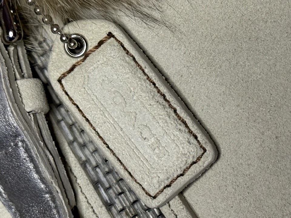 ТРЕНЕР ОГРАНИЧЕННОГО ТИРАЖА ЗАМШИ FOX МЕХА БИСЕРОМ СУМКА С КОРОТКИМИ РУЧКАМИ СУМОЧКА - Изображение 3 из 4