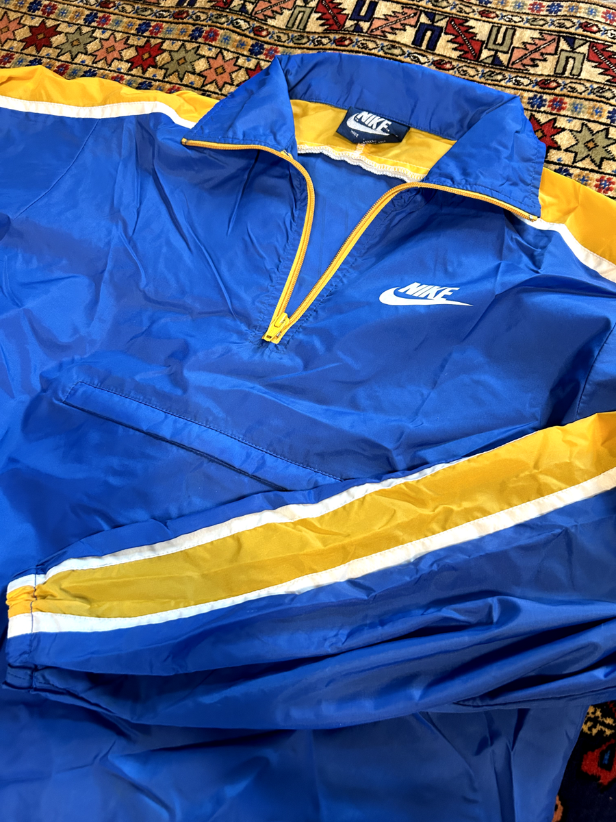 Rare VTG NIKE Spell Out Big Swoosh Windbreaker Jacket 2000s Youth
