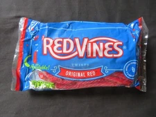(1) Bag Of Red Vines Original Red Flavor Licorice 16 Oz
