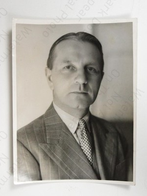 Harald Juell Norwegian Legation Secretary London Bassano 1940 Photo