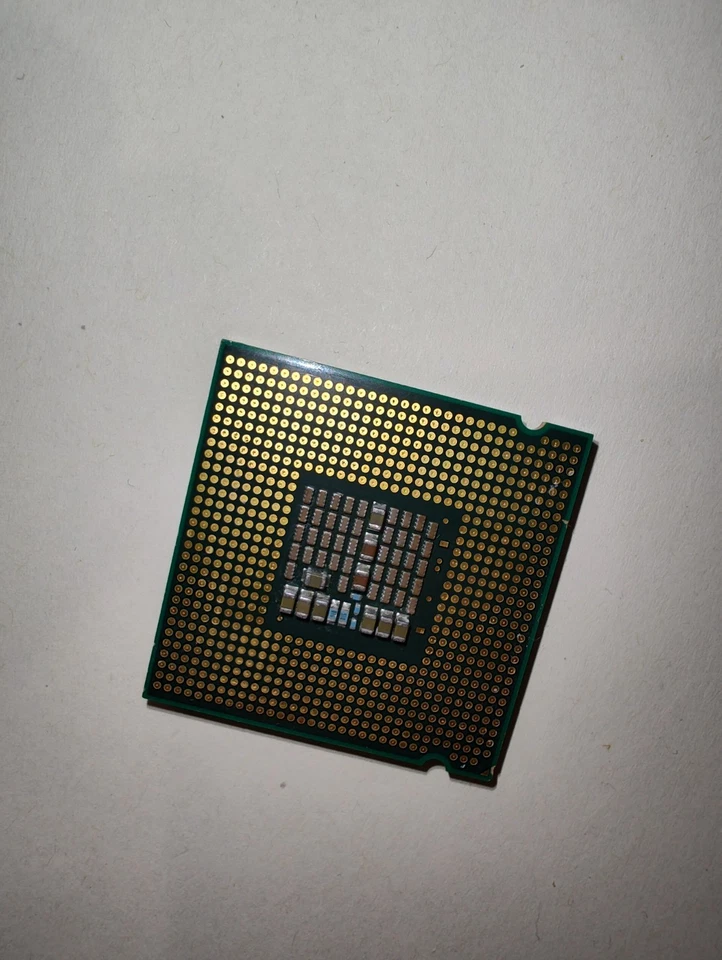 CPU INTEL CORE 2 QUAD PROCESSORE SOCKET 775 Q6600 SLACR 2.4GHZ/8M/1066 TESTATO  - Immagine 2 di 4
