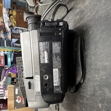 Sony Handycam CCD-TR416 Video8 Camcorder 12x Optical Zoom Built-in Mic  Charger