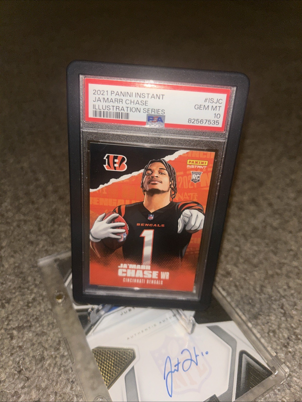 JaMarr Chase Panini Gold Standard Newly Minted Memorabilia #JC Base