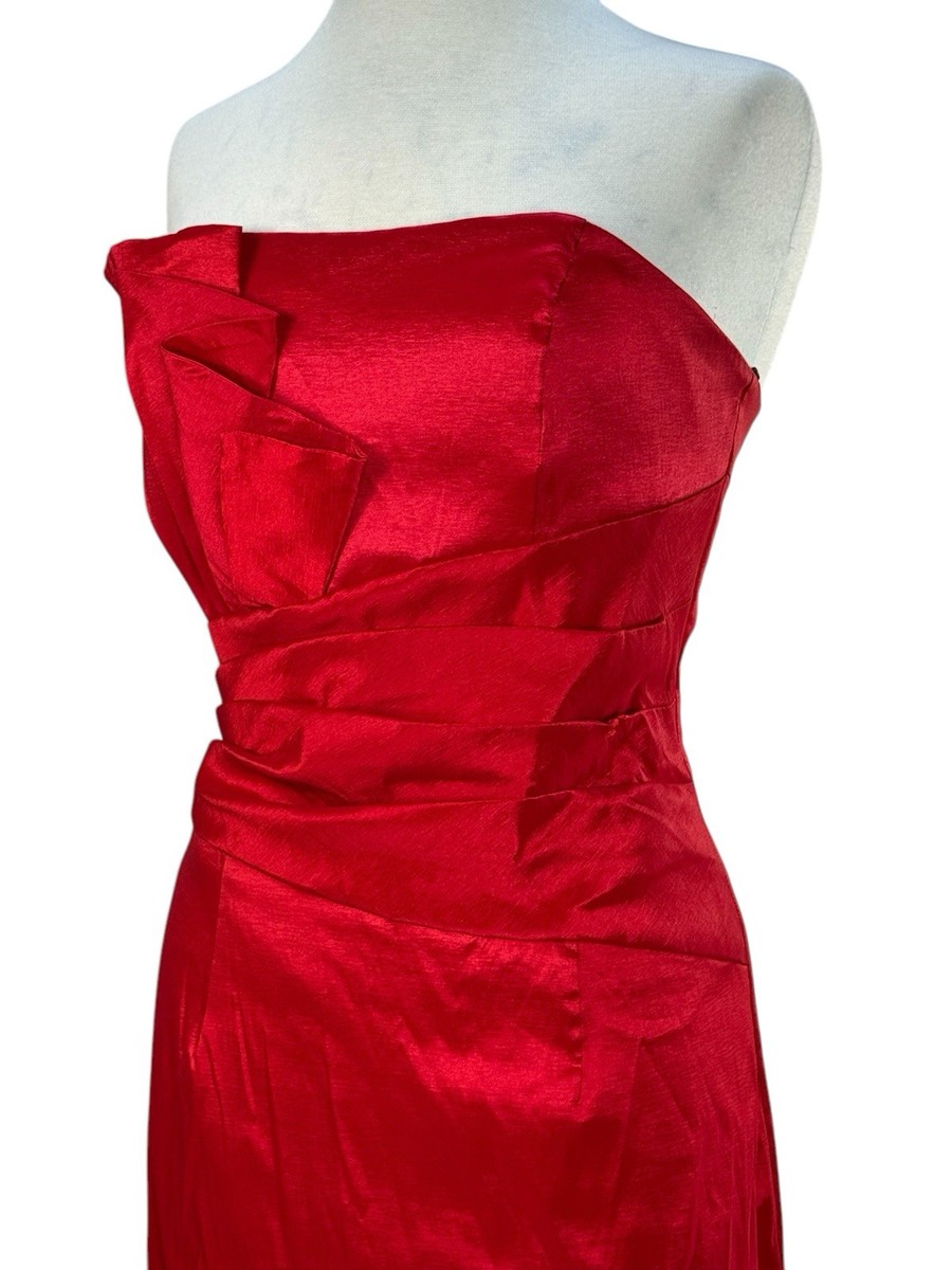 jessica mcclintock red dress GUNNE SAX Red Satin BALLGOWN Size 5/6 Jessica Mcclintock Whalebone Bustier With Gorgeous Sequin Embroidery Princess Cut Black Net Petticoat