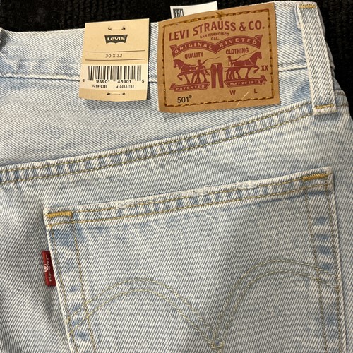 Levi's 501 Original Button Fly Light Blue Denim Jeans Men's Size 30x32 - Picture 7 of 8
