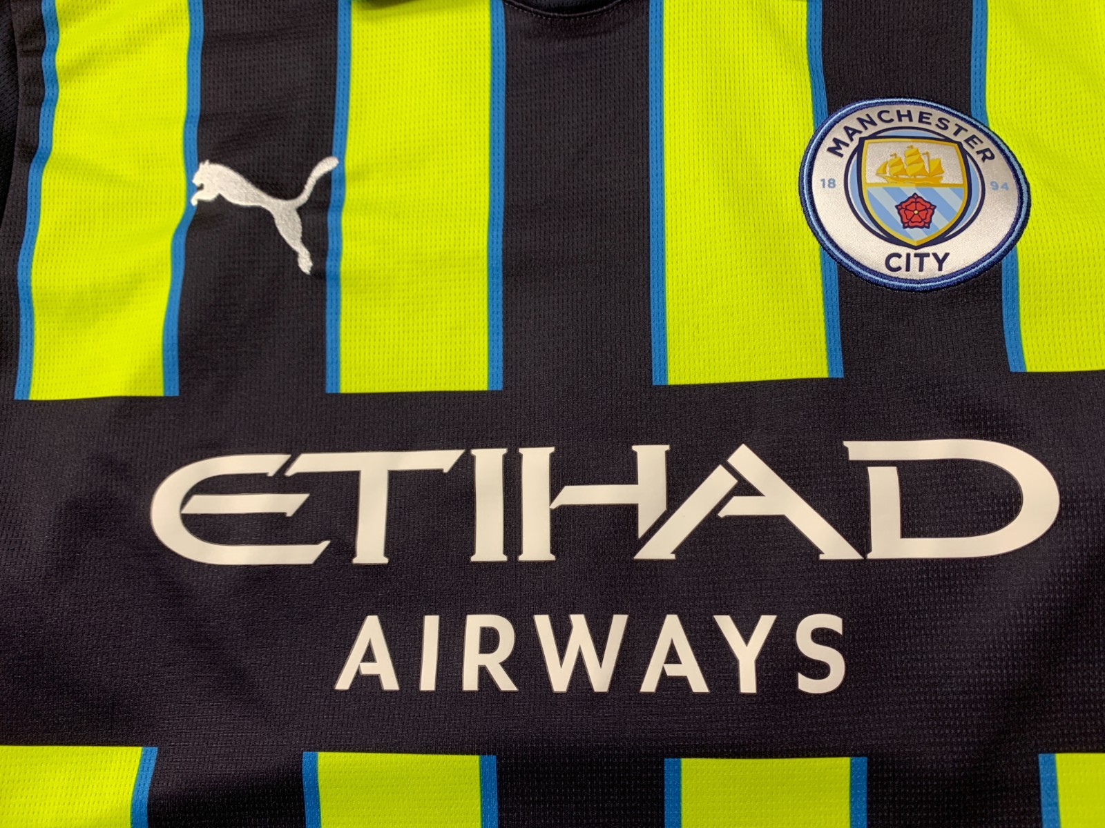 MANCHESTER CITY 2024-2025 FOOTBALL SOCCER SHIRT JERSEY AWAY PUMA ORIGINAL SIZE M thumbnail 3