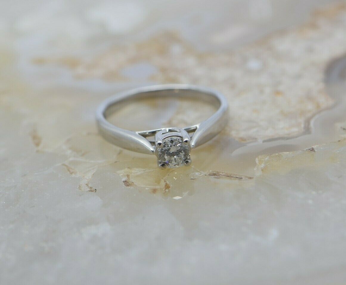 Platinum Diamond Ring 