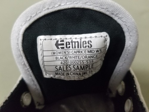 New Etnies Womens Caprice Mid Salesmans Sample Sneakers. - Picture 10 of 11