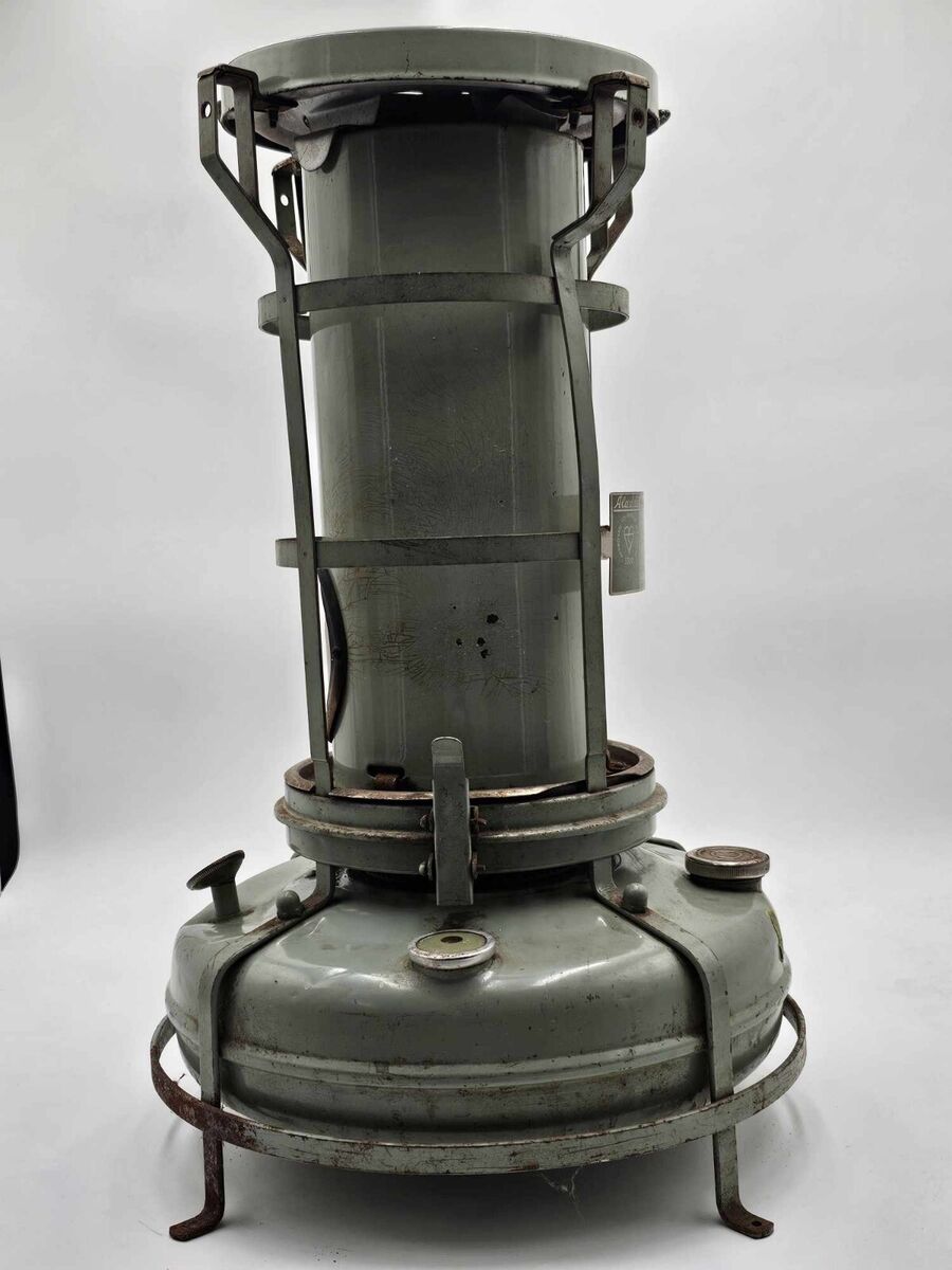 Vintage Aladdin Blue Flame 3300 H2201 Kerosene Heater Vintage Aladdin Blue Flame 3300 H2201 Kerosene Heater