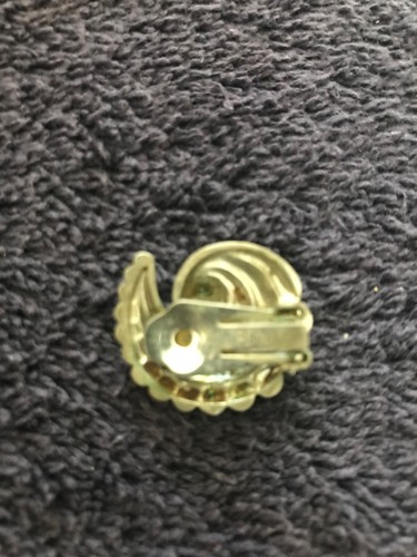 Vintage Reinad Clip On Earrings - Picture 4 of 7