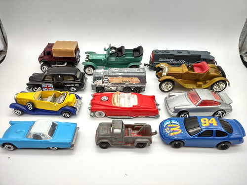 (Lot of 12) Vintage Small Toy Cars ~ Hot Wheels ~ Matchbox ~ Gorgi ~ Tootsie - Picture 2 of 13