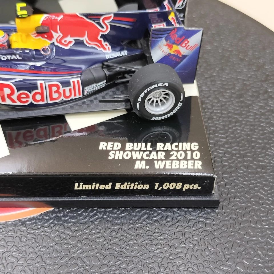 MINICHAMPS 1/43 Red Bull Racing RB6 Showcar 2010 Mark Webber #6 400100076 - Image 3 of 4
