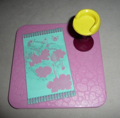  Bratz Kidz Super Secret Make-Up Vanity Jade Replacement Chair Brush & Floor Rug