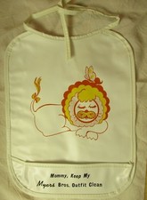 VINTAGE 1960s BABY BIB w FOOD POCKET Mommy, Keep My Myers Bros Outfit Clean LION