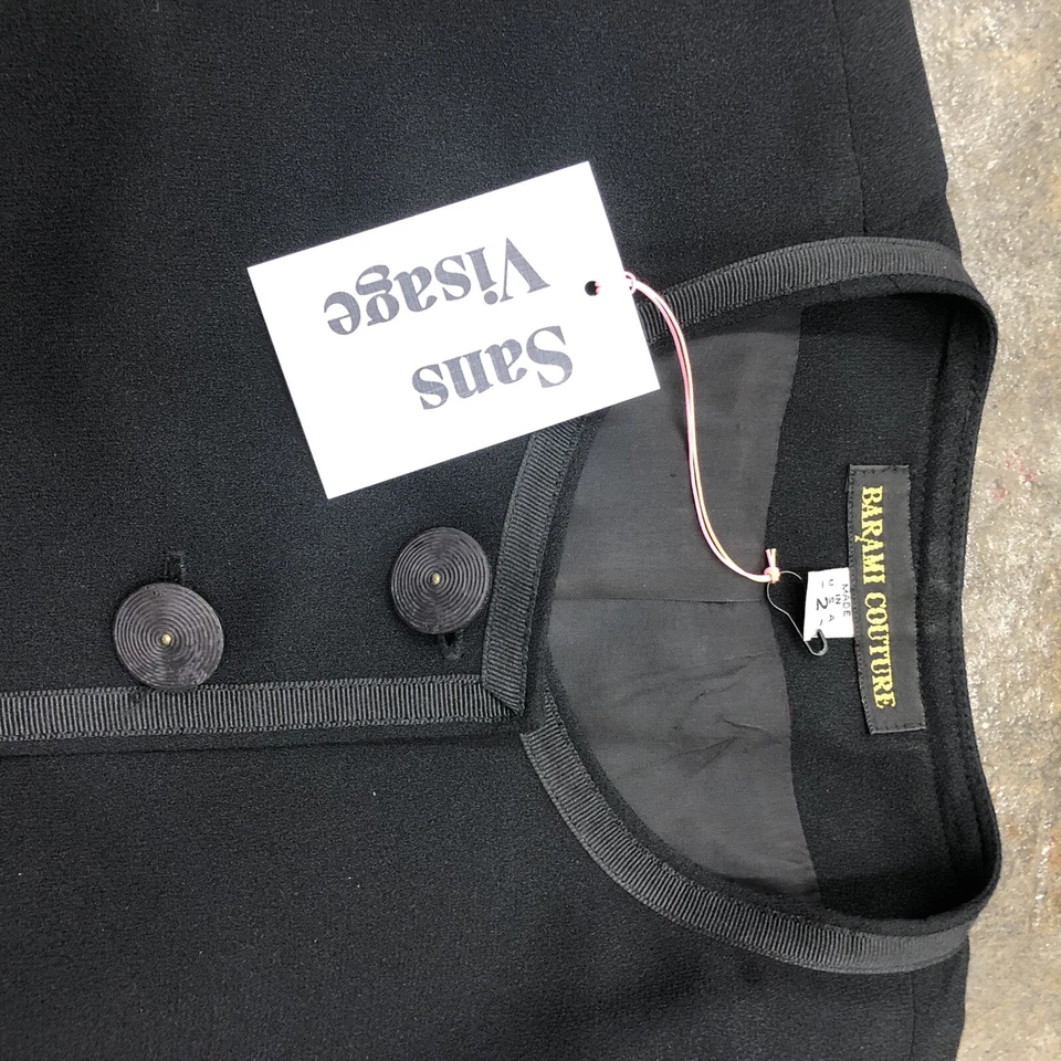 Conjunto de Traje Chaqueta Falda Barami Couture Manga Corta Trabajo Profesional Negro Talla 2 y 12 Foto 4 de 4