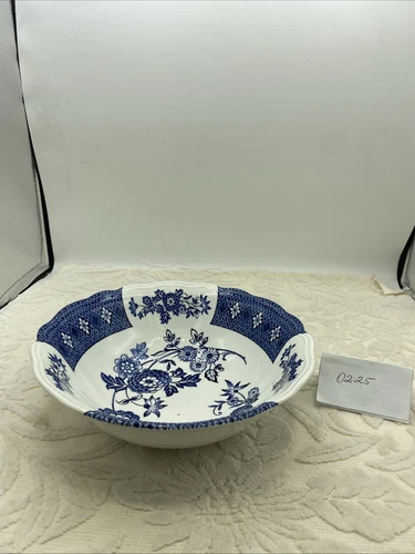 J & G Meakin Royal Staffordshire England Blue White 8.5" Vegetable Bowl CATHAY