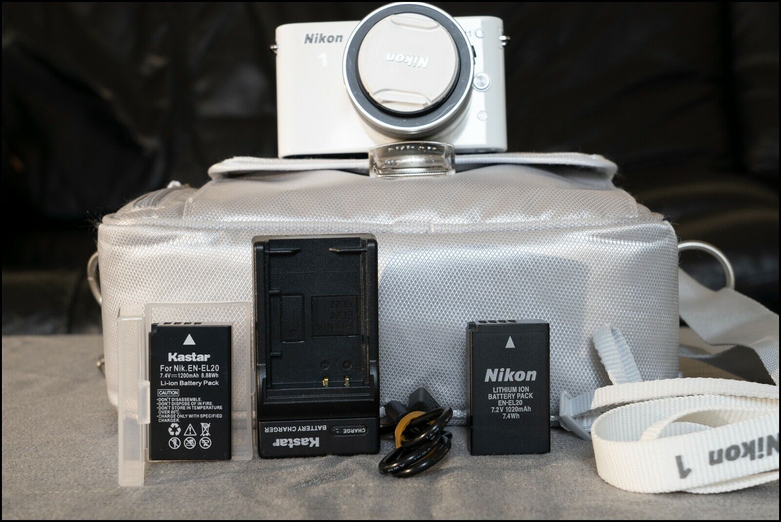 Nikon 1 J1 10.1MP Digital Camera - White (Kit w/ VR 10-30mm Lens