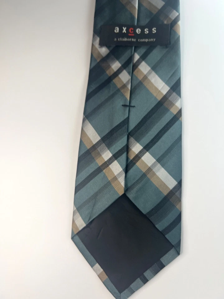 Corbata Axcess Claiborne co. 100% silk 58" largo por 3,5" ancho Foto 3 de 4