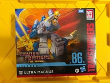 Hasbro Transformers Studio Series  Ultra Magnus Figure in a clean box