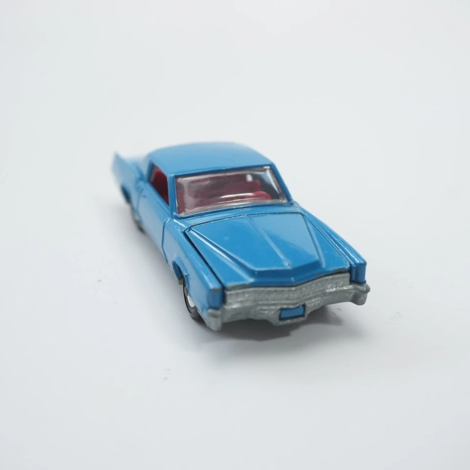 Cadillac Eldorado modelo Husky vintage carrocería azul hecho en base británica en muy buena condición Foto 4 de 4
