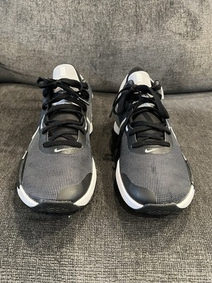 Nike Renew Men's Running Shoes Size 11 US Black