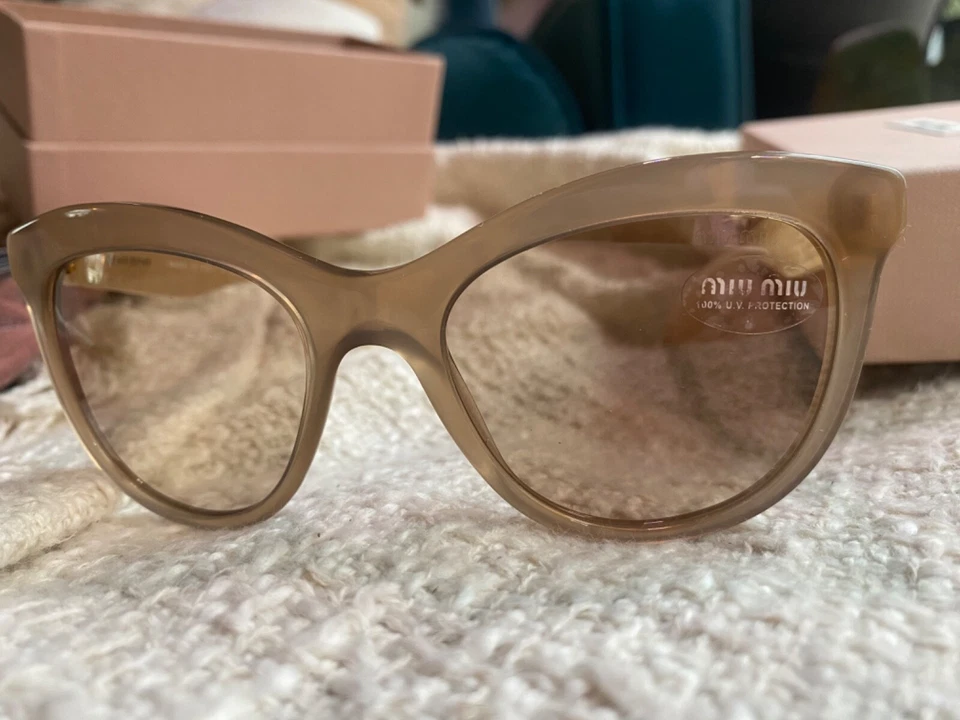 Gafas de sol Miu Miu CRISTAL EMBELLECIDO BEIGE ÓPALO SMU10P MAR-3D2 54 mm auténticas Foto 2 de 4