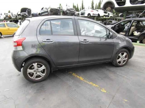 690300D340 Serratura Porta Anteriore Destra per TOYOTA YARIS (KSP9/SCP9/ 695563 - Foto 7 di 10