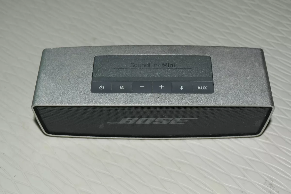 Bose SoundLink Portable Bluetooth Speaker for 3 white lights w1 | eBay