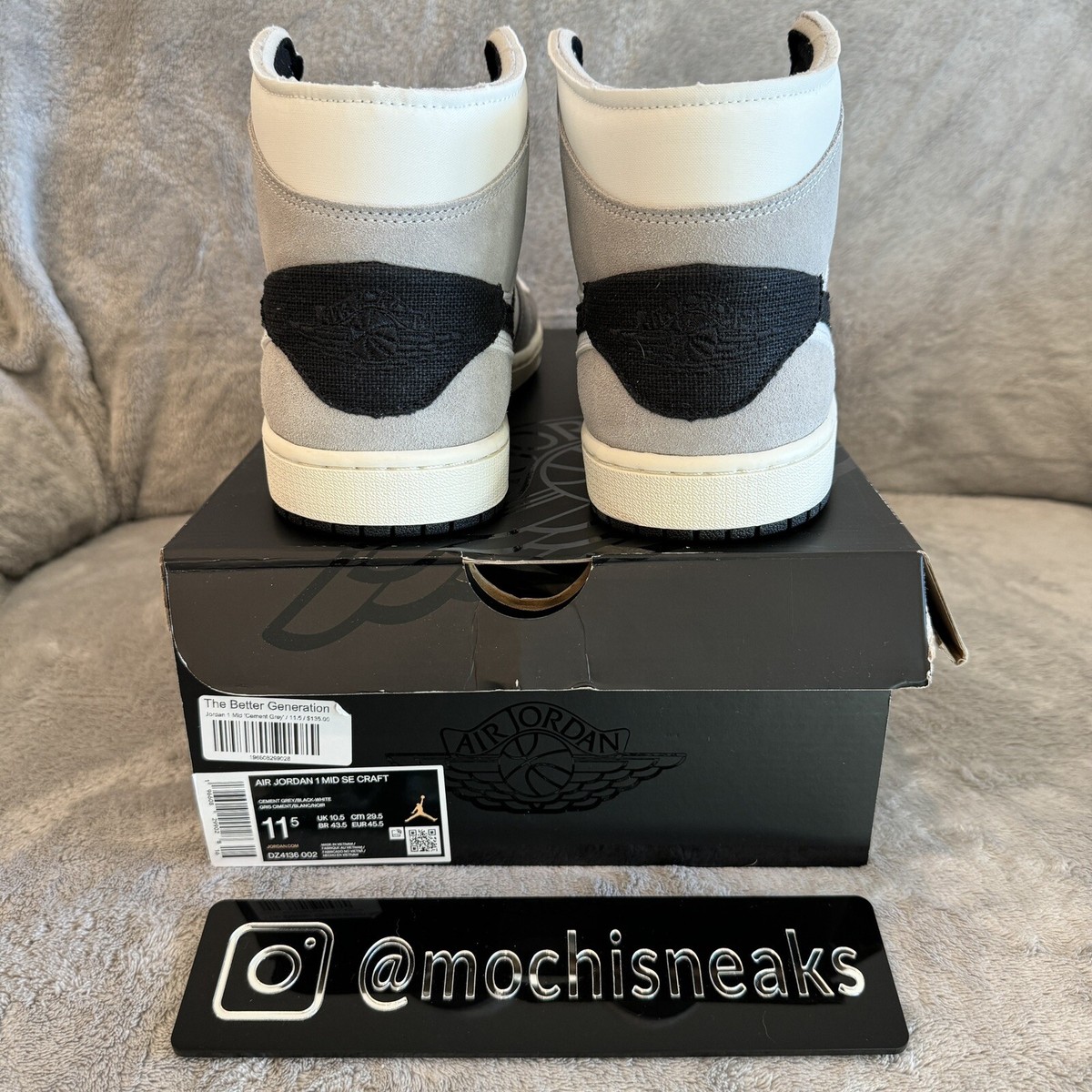Nike Air Jordan 1 Mid SE Craft Men display picture 1