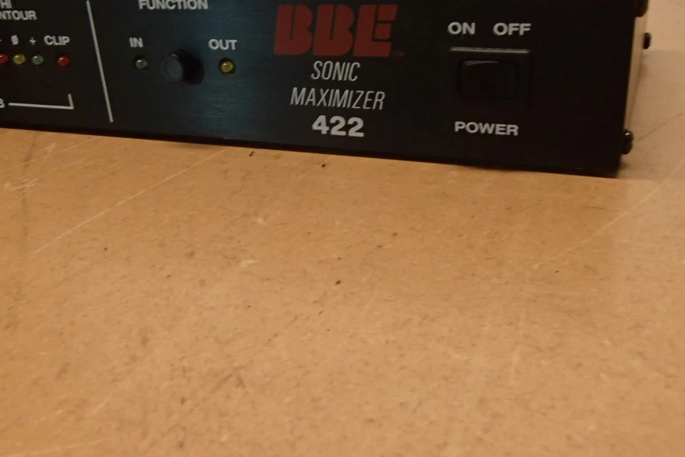 SOUND TOWN INC. Rackmount BBE 422 Sonic Maximizer 双声道音频处理器 — 第 2/4 张图片
