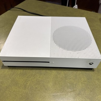 Microsoft Xbox One Console w/ 3 Xbox Controllers and Power Cord