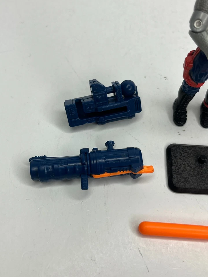 VINTAGE HASBRO 1991 G.I JOE COBRA ACTION FIGURE MERCER V2.0 100% COMPLETO - Imagem 2 de 4