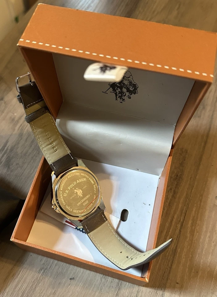 U.S. Polo Assn. Reloj estilo correa de cuero para hombre ~ sin probar / necesita batería nueva como está Foto 4 de 4
